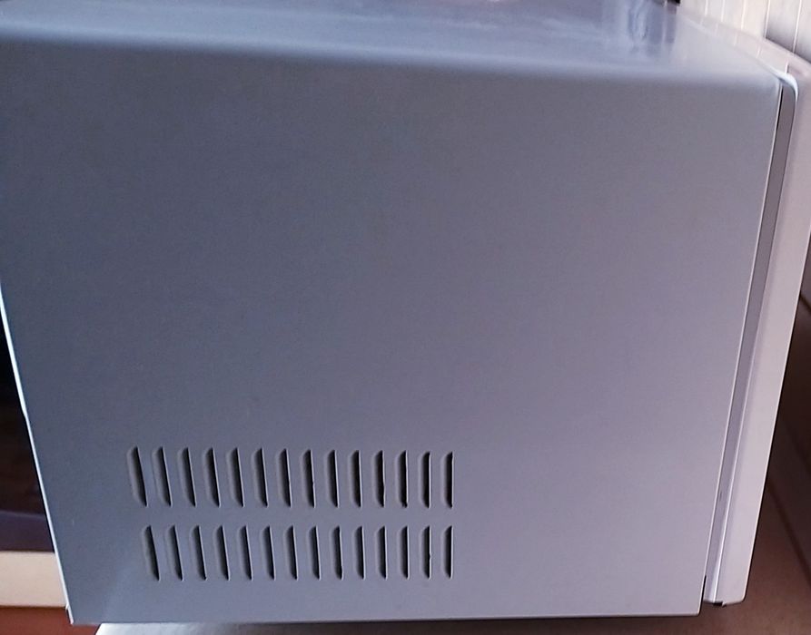 Микроволновая печь с грилем  LG