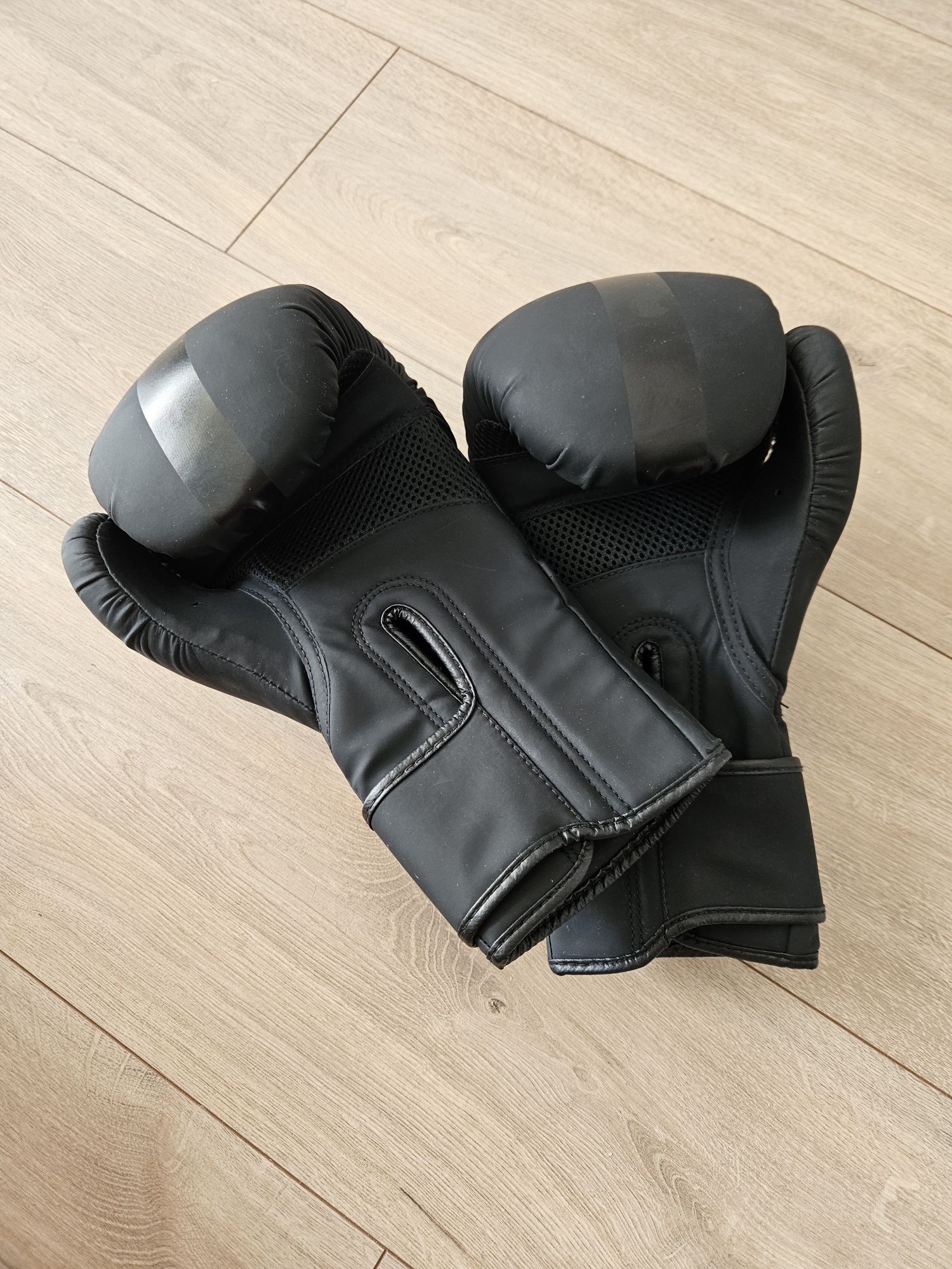 Rękawice bokserskie 14oz, stan 10/10