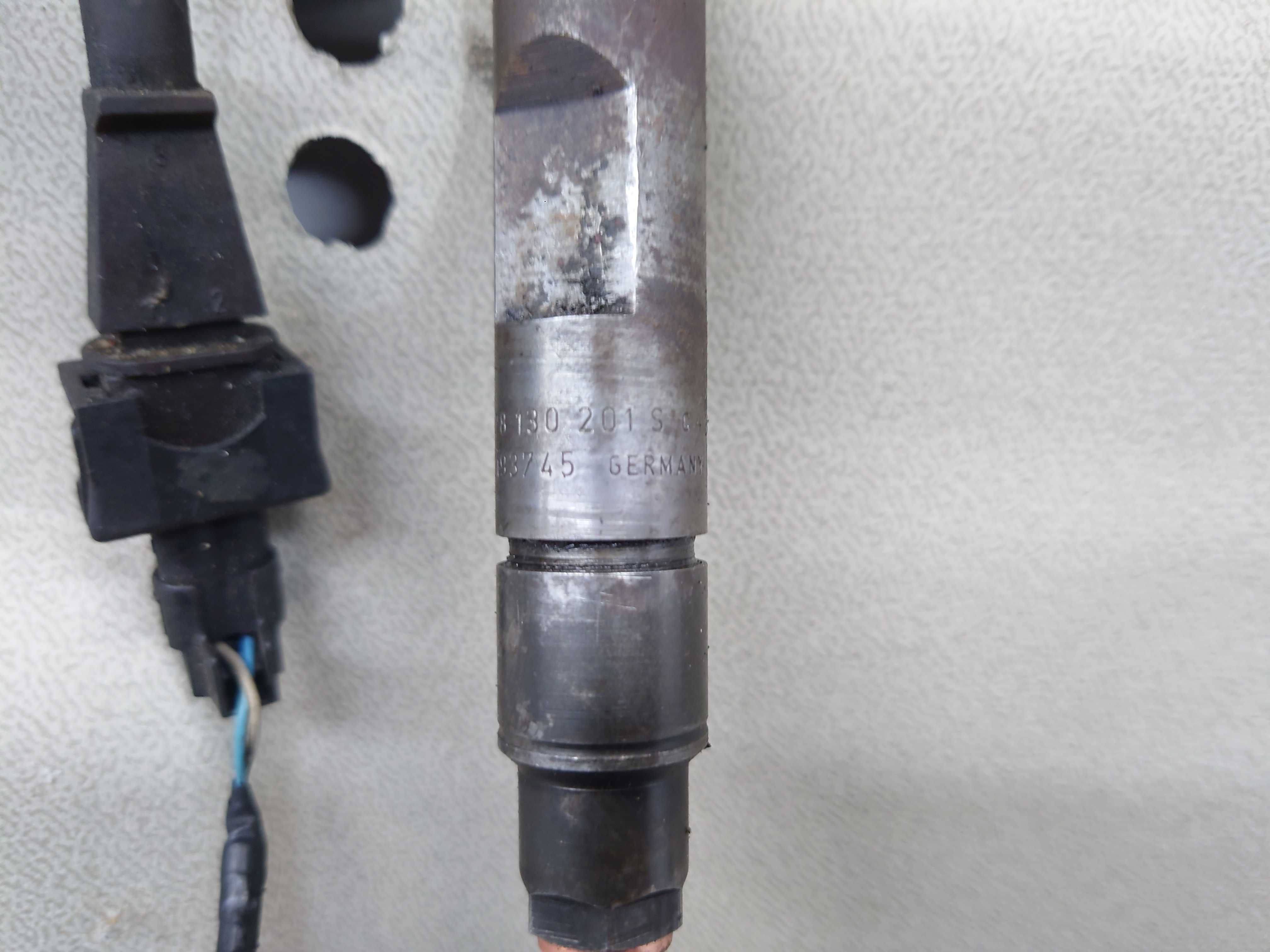 VW Passat Golf IV Audi A3 8L A4 B5 1.9 TDI Wtryskiwacz Wtrysk