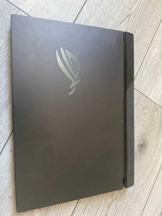 ASUS ROG Strix G15 G513RC