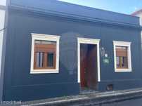 Moradia T5 para venda