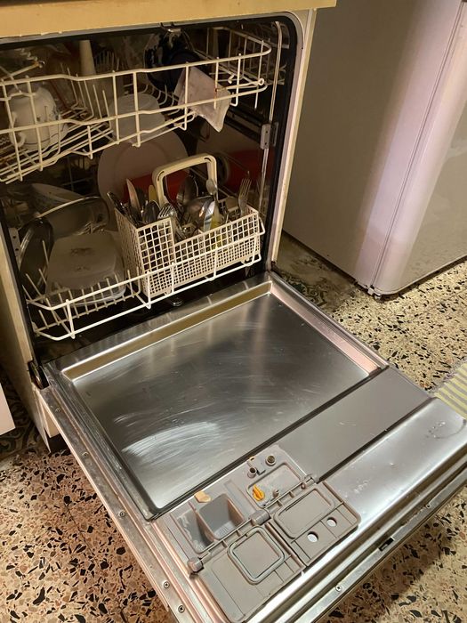 Máquina lavar loiça usada