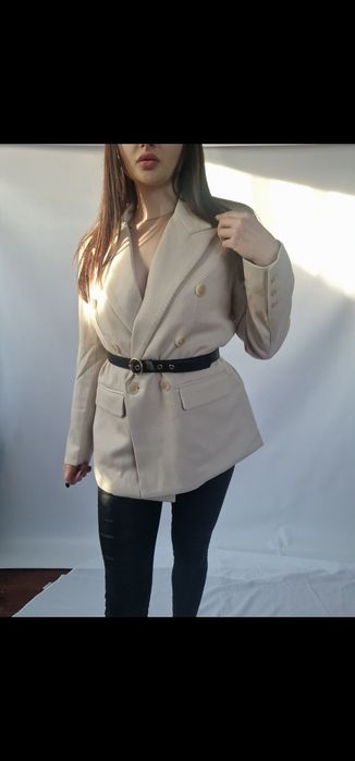 Новий піджак NA-KD