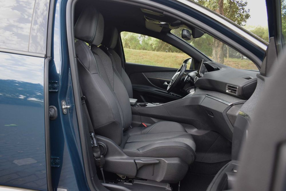 2023/05 | Peugeot 3008 Plug-In Hybrid 225 e-EAT8 Allure Pack