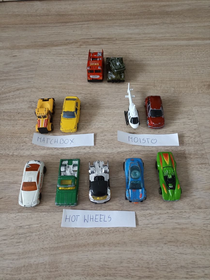 Resoraki hot Wheels  moisto  matchbox