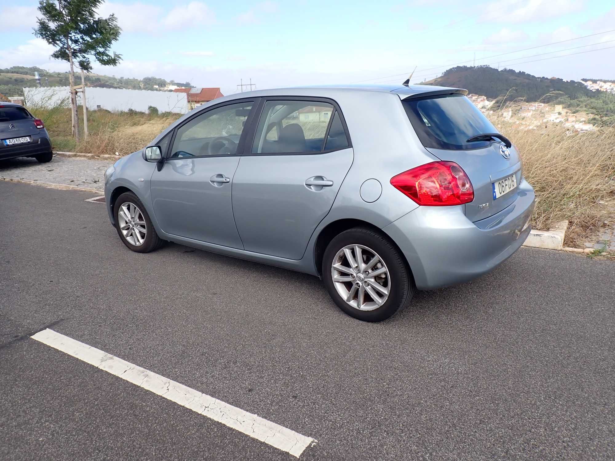 Toyota Auris impecavel