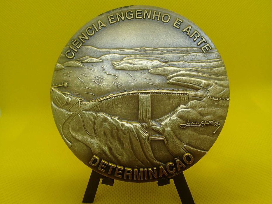 Medalha em Bronze Ciência, Engenho e Arte