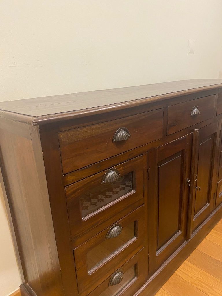 Aparador, Sideboard