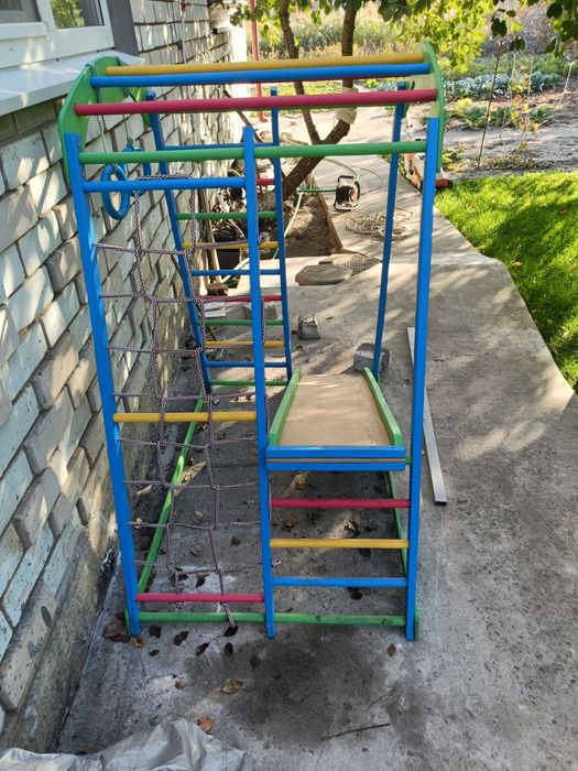 Дитячий майданчик