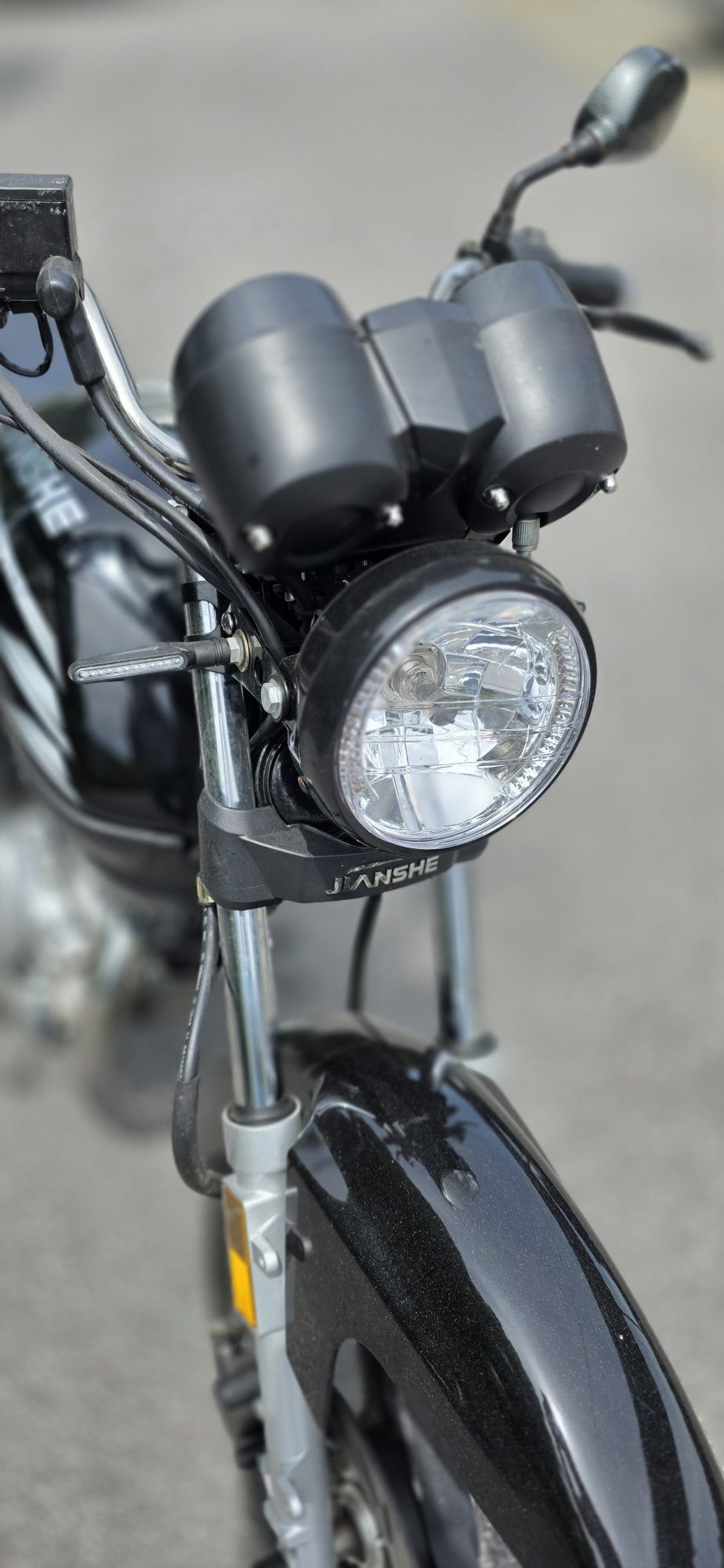 Mota 125cc jianshe impecável