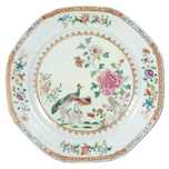 Prato de porcelana chinesa 
Período Qianlong