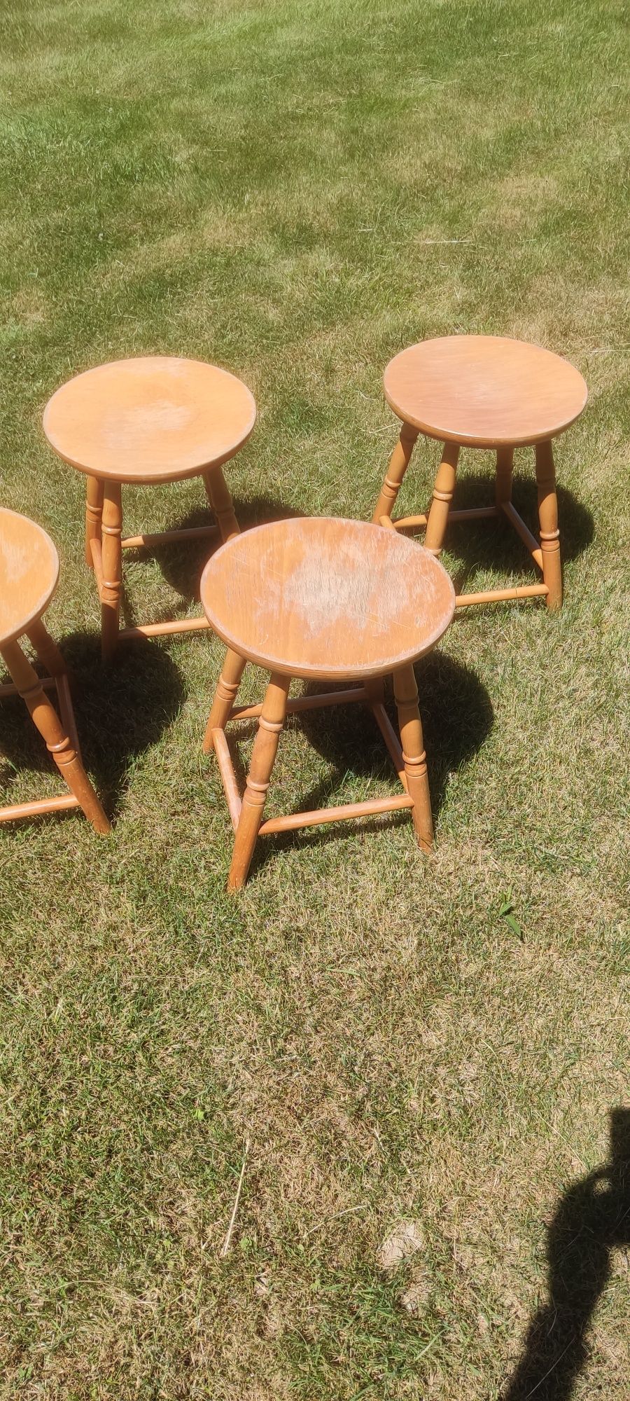 Taboret drewniany - używane cztery sztuki