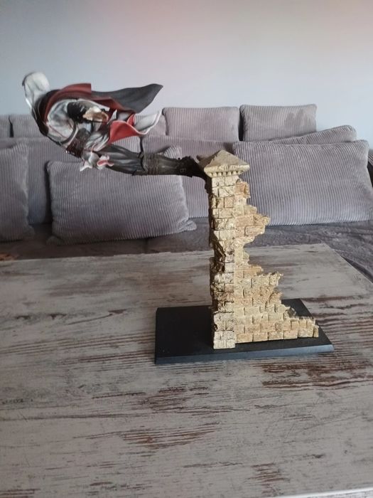 Assassins Creed 2 Ezio Leap of Faith Figurka