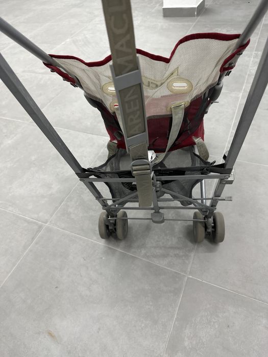 Carrinho de passeio Maclaren