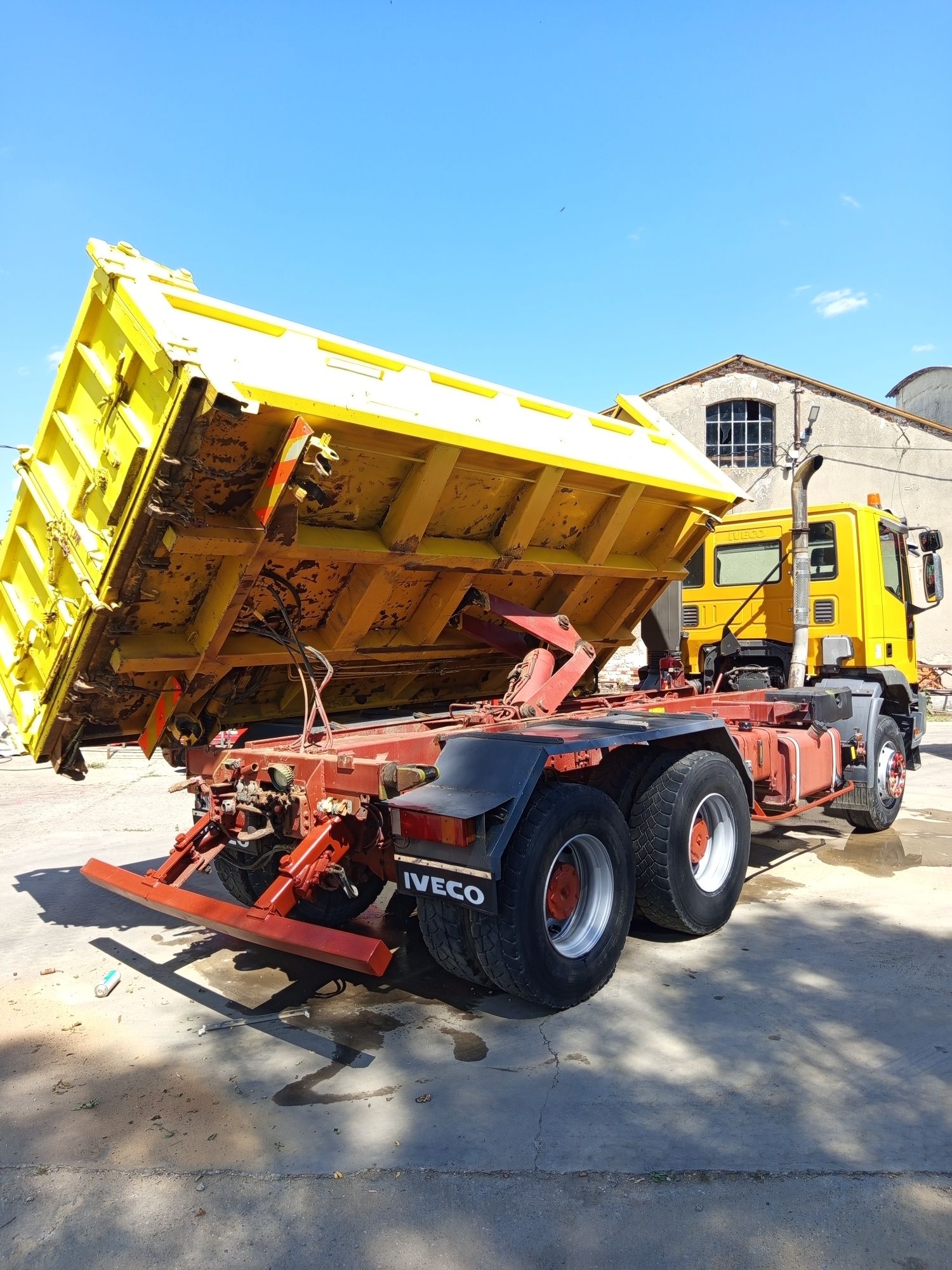 Iveco cursor trucker trakker tracker wywrotka 3 ośka