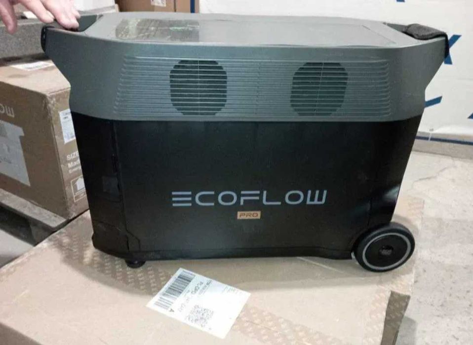 Зарядна станція EcoFlow DELTA Pro