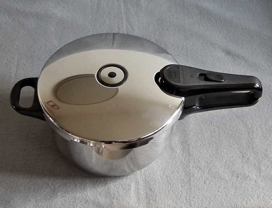 Niemiecki szybkowar FISSLER Vitaquick o pojemności 4,5l