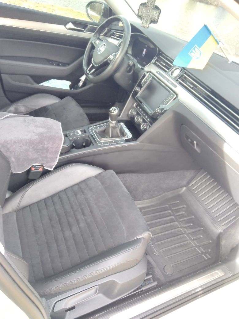 Продам VW R-LINE