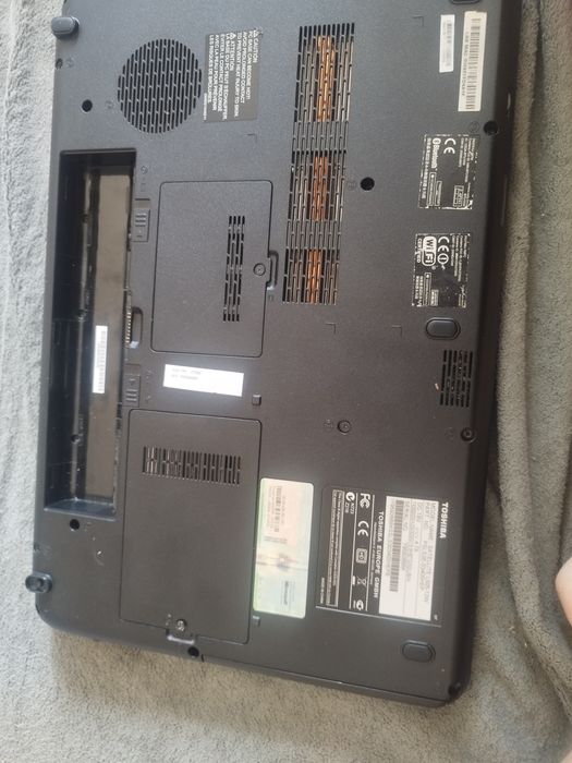 Laptop Toshiba satellite sem carregador