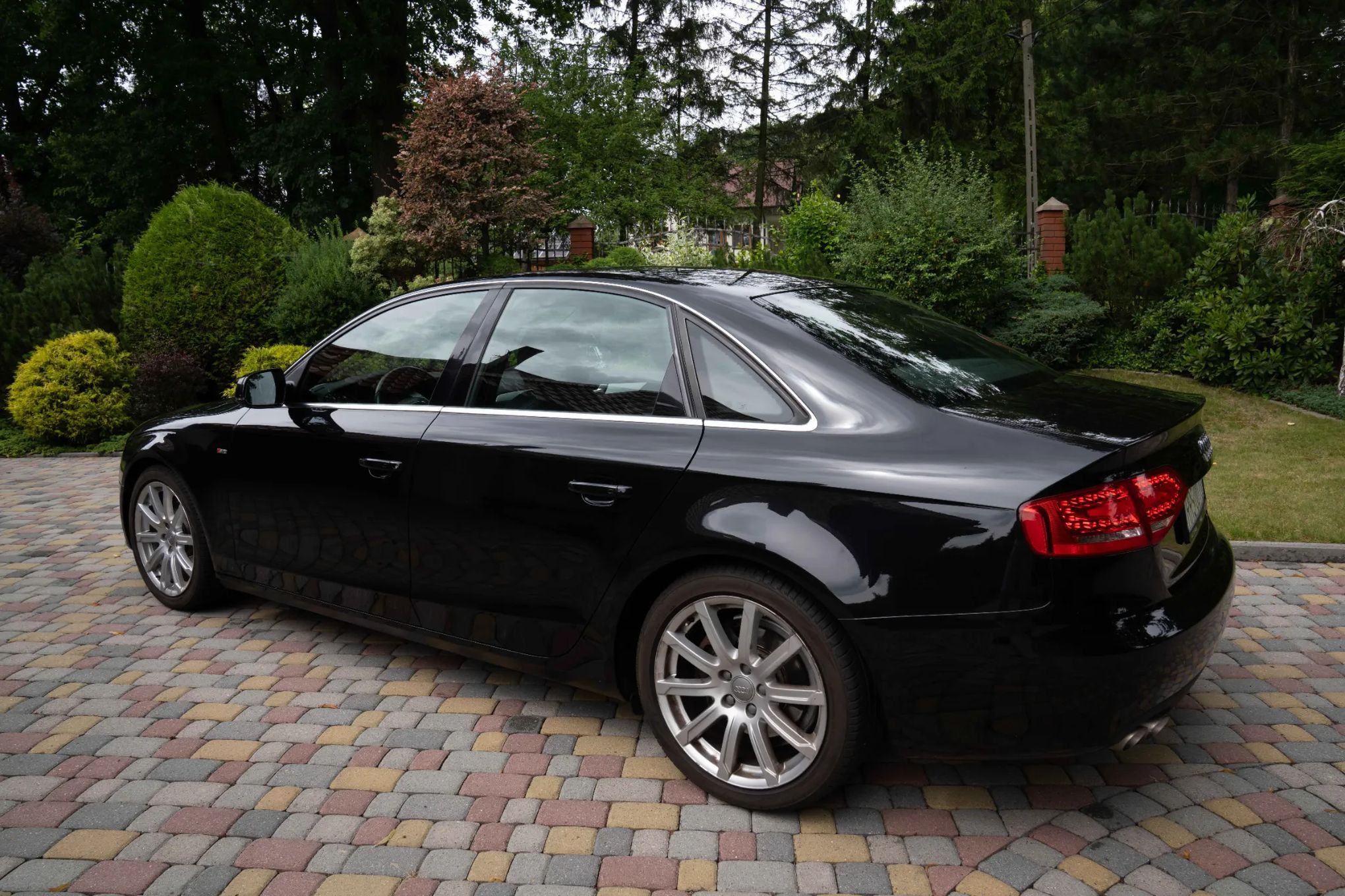 Audi A4 AUDI A4 S-Line 2.0 TDI 140KM