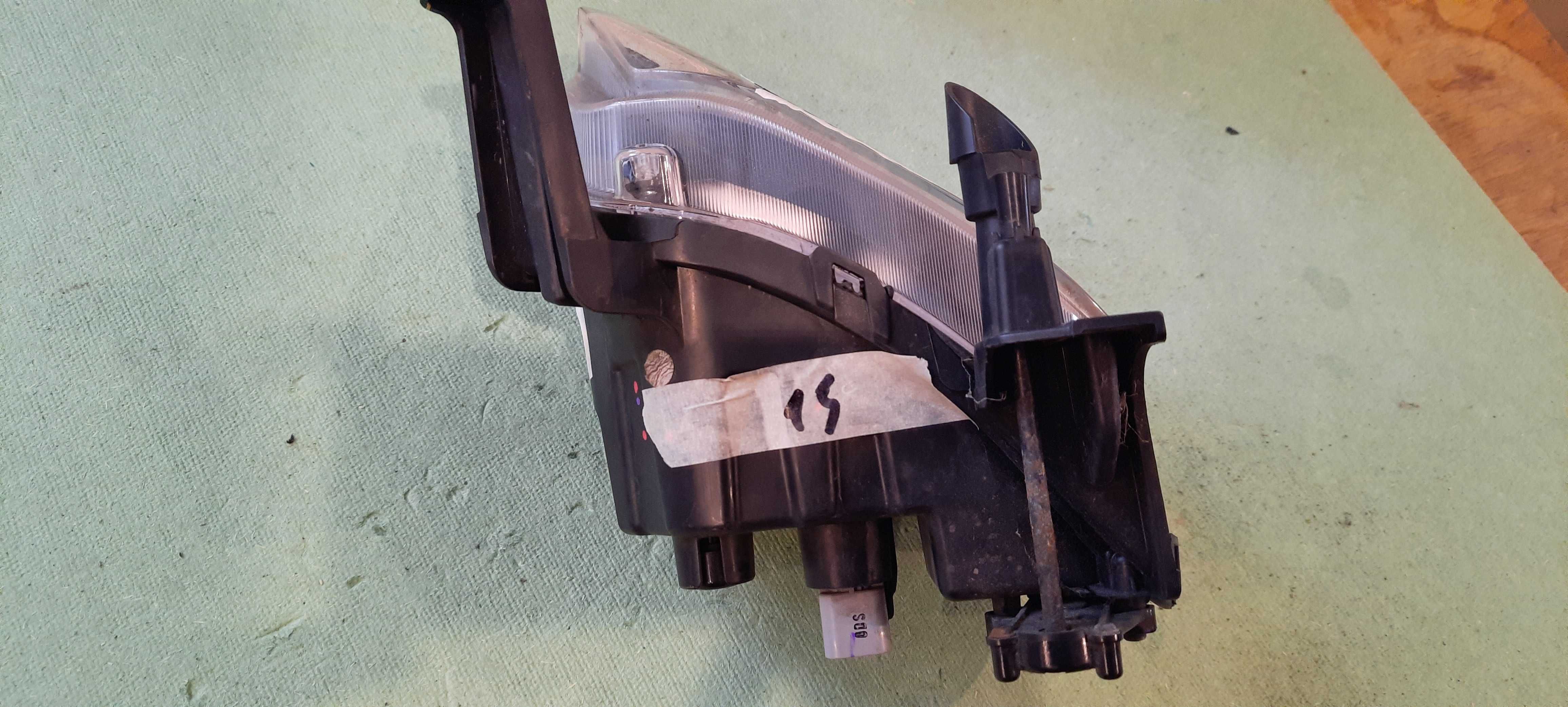 Lampa przeciwmgielna lewa do Hyundai Santa Fe 2018/2020