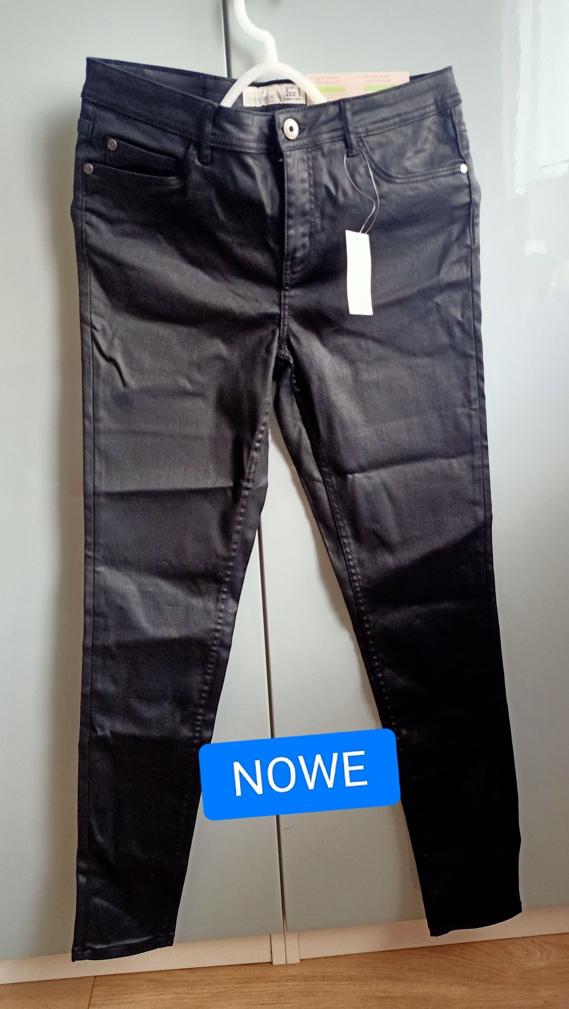 Spodnie damskie 40 czarne skiny Lidl