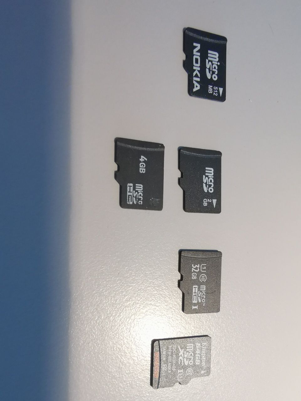 Cartões SD e Micro SD + Adaptador (32GB, 64GB. 128GB)