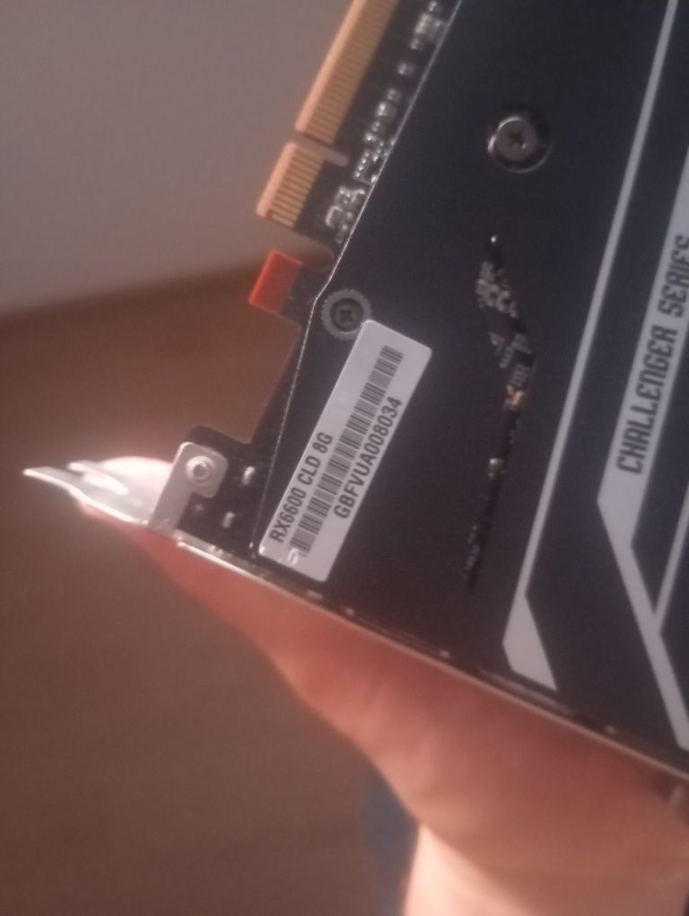 Vendo RX 6600 ASRock
