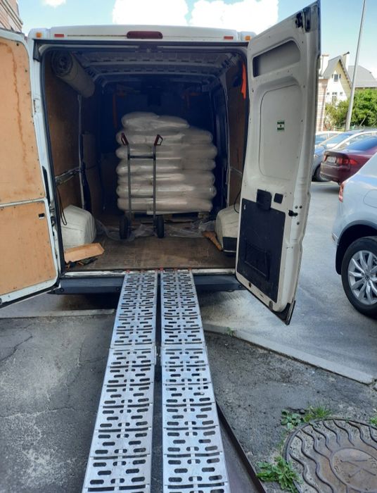 Вантажні перевезення. Грузоперевозки. Перевезення меблів. Мотоевакуато