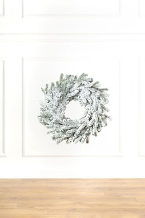 Віночки  з гілок литої ялинки