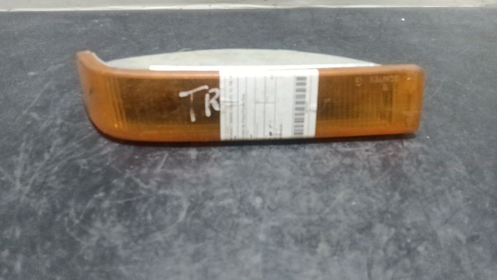 Farolim De Pisca Frente Esq Renault Trafic Caixa (T1, T3, T4, T2)