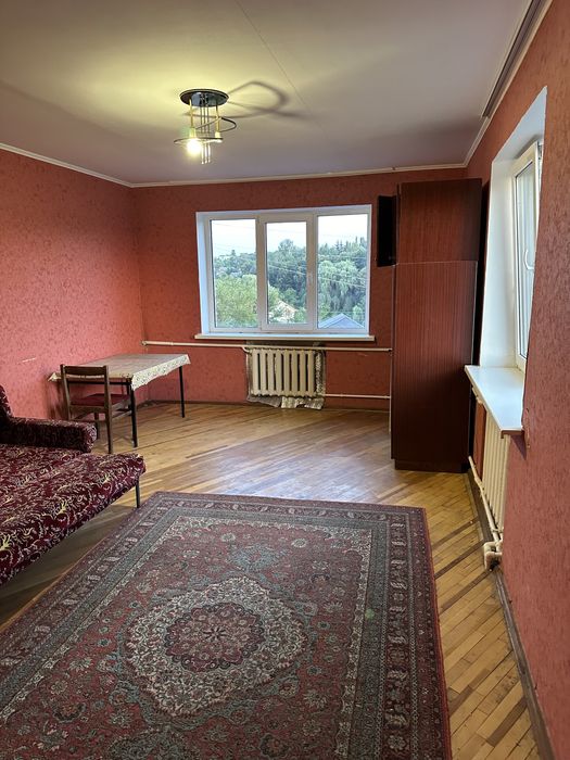 Здам кімнату в будинку на П‘ятничанах, вулиця Ольги Кобилянської