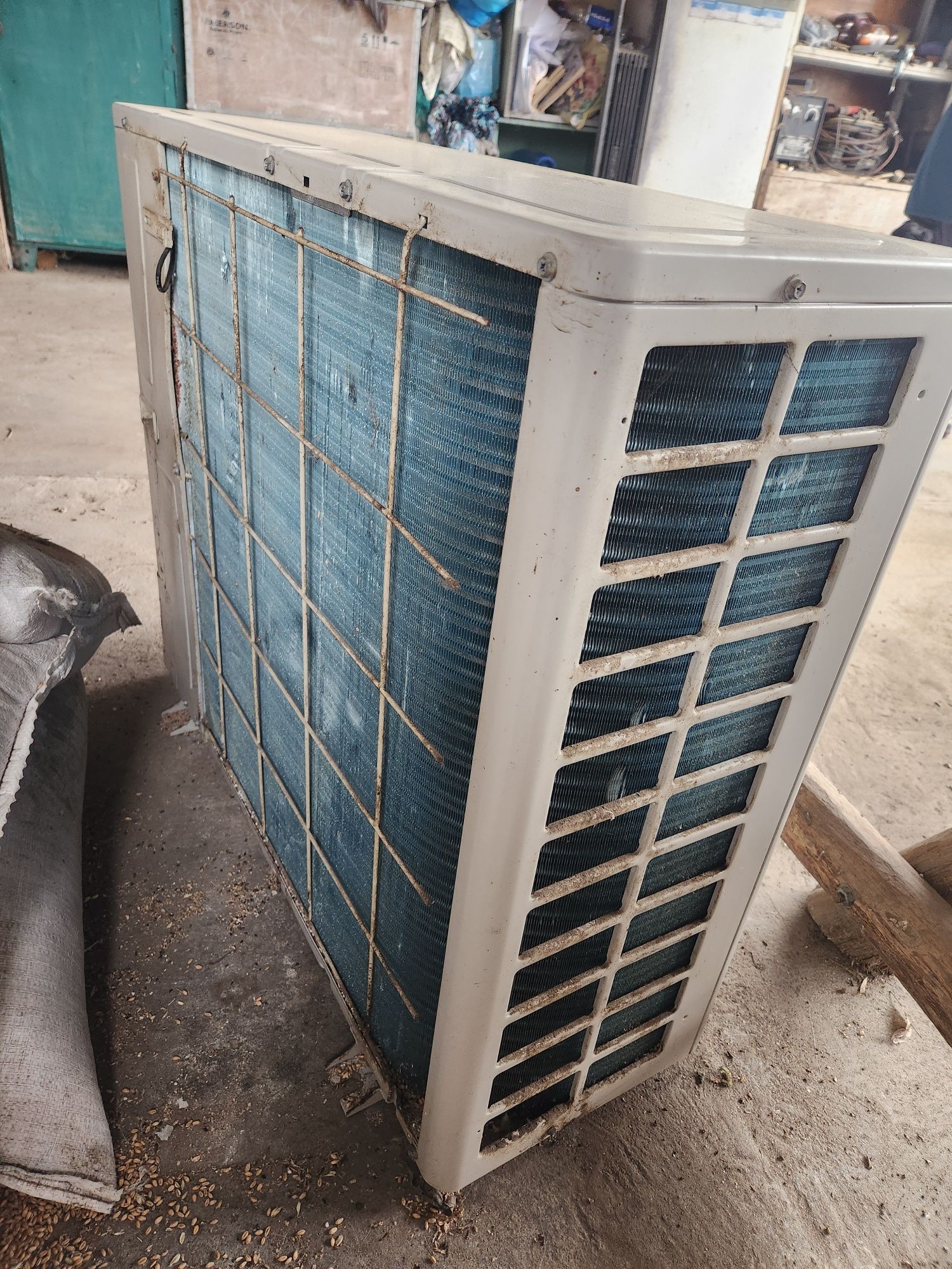 DAIKIN RR71B8W1B мультиспліт зовнішній блок кондиціонера 7.1кВт