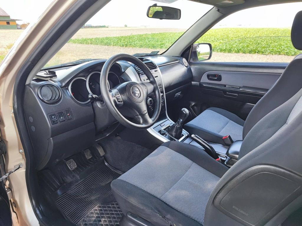Suzuki Vitara 1.6benz/klima/4x4 /153tys km