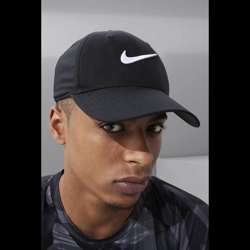 Кепка Nike Dri-Fit Club Cap (FB5625-010) оригинал
