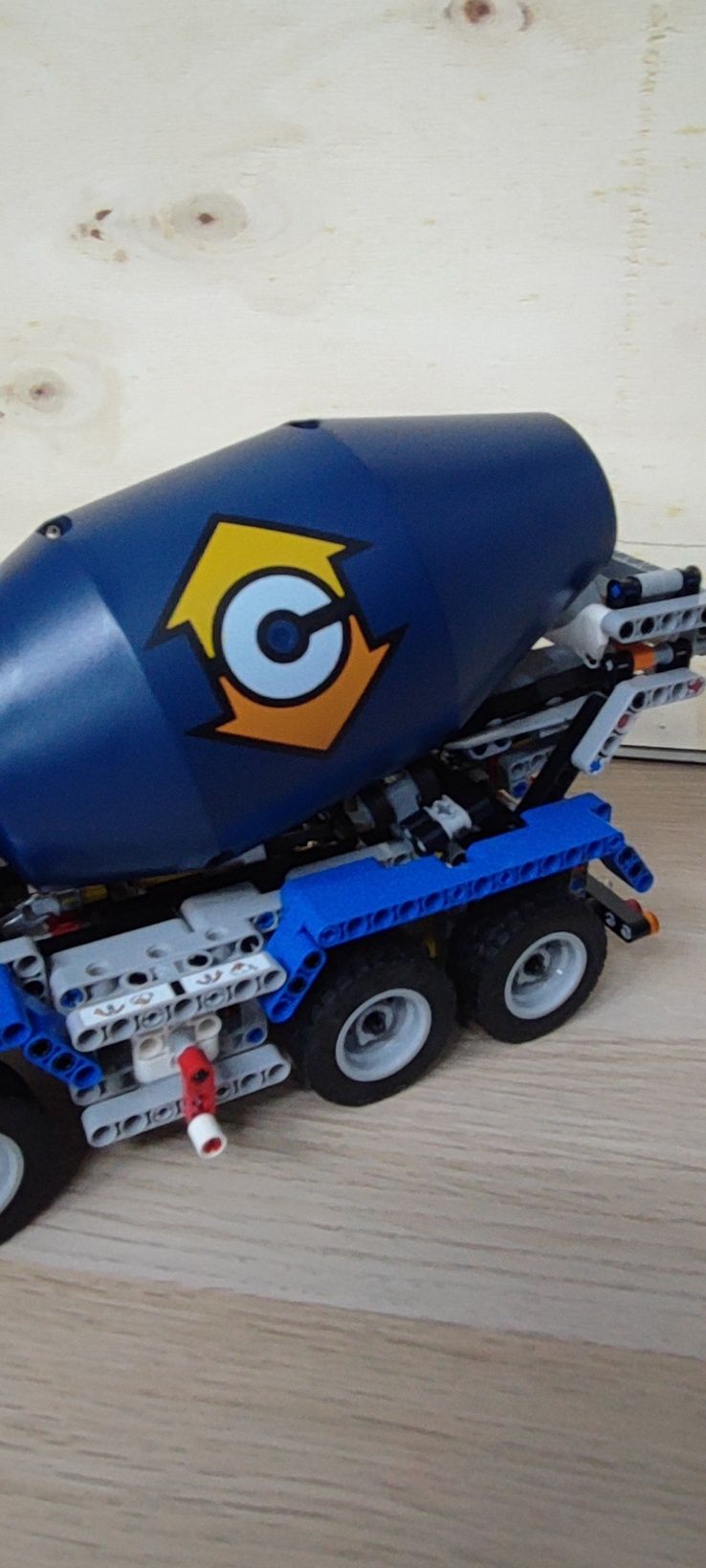 Camião Lego Technic 42112