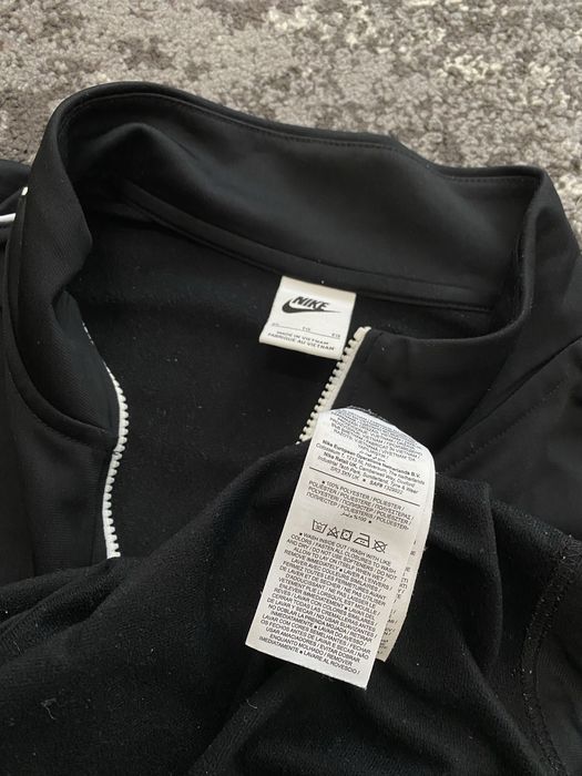 Олімпійка Nike NSW L-XL розмір чорного кольору нові колекції