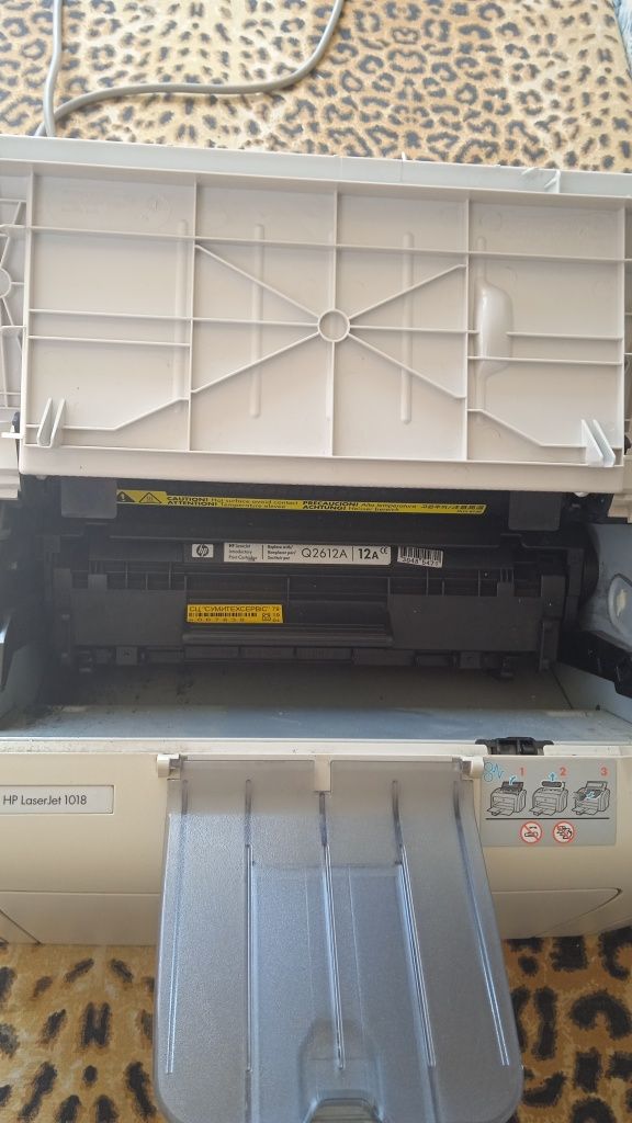Лазерний принтер laserjet 1018 б/у