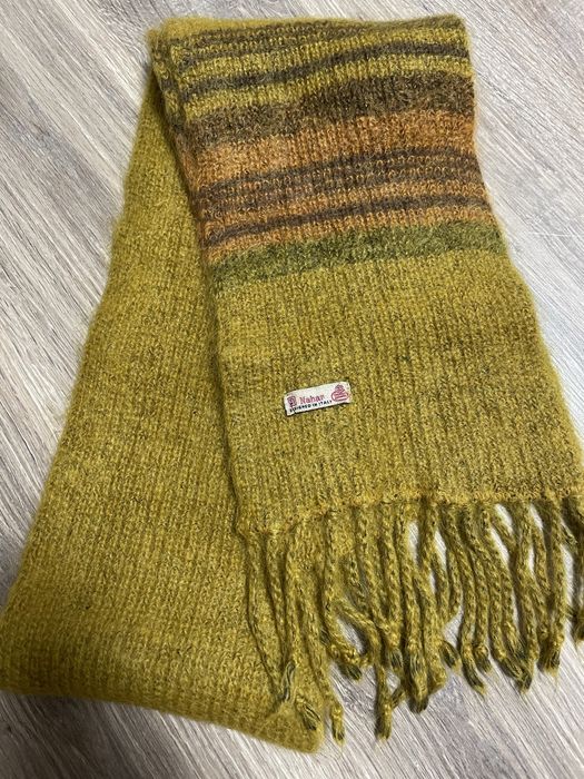 Махеровий жіночий шарф