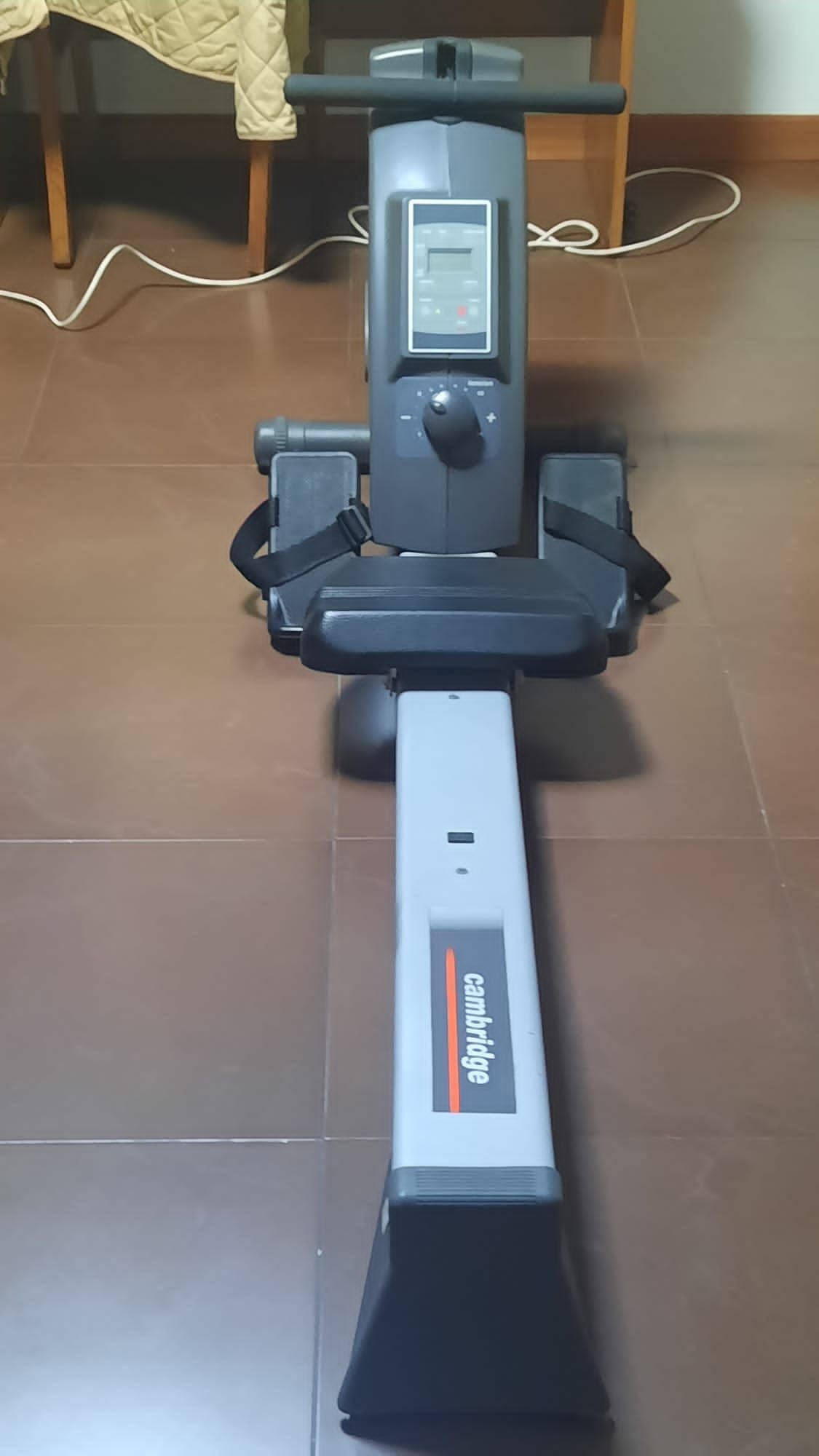 Máquina de remo .em bom estado