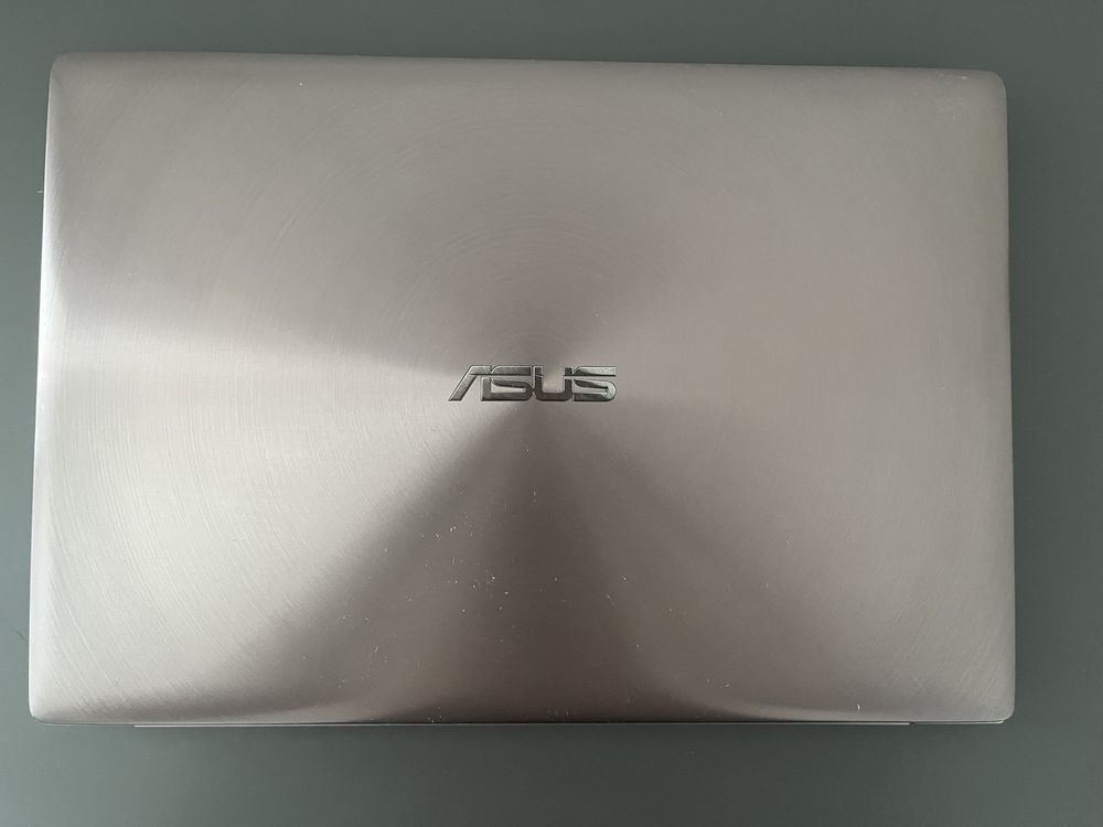 Laptop Asus Zenbook UX303LB (2014)