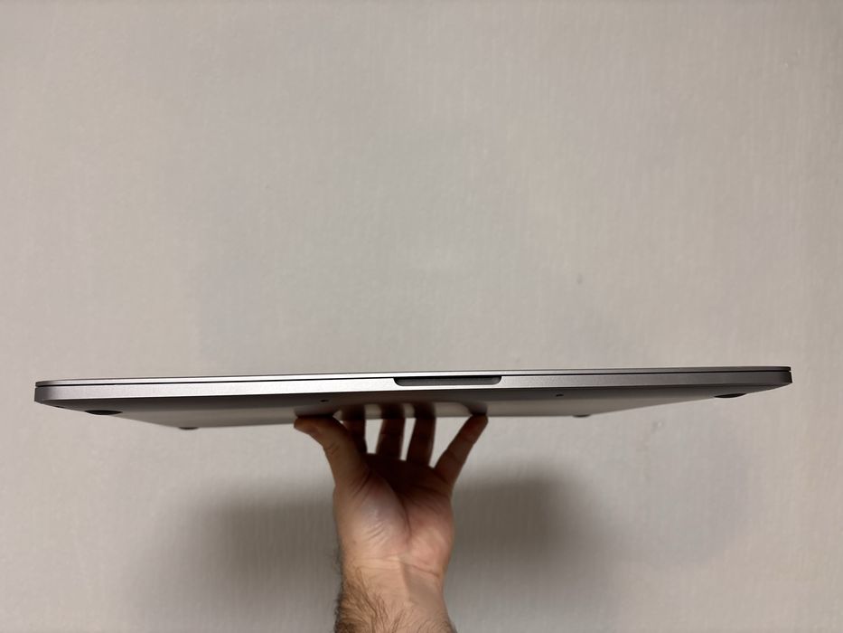 Запчастини MacBook Pro 15'' A1990 топкейс дисплей трекпад