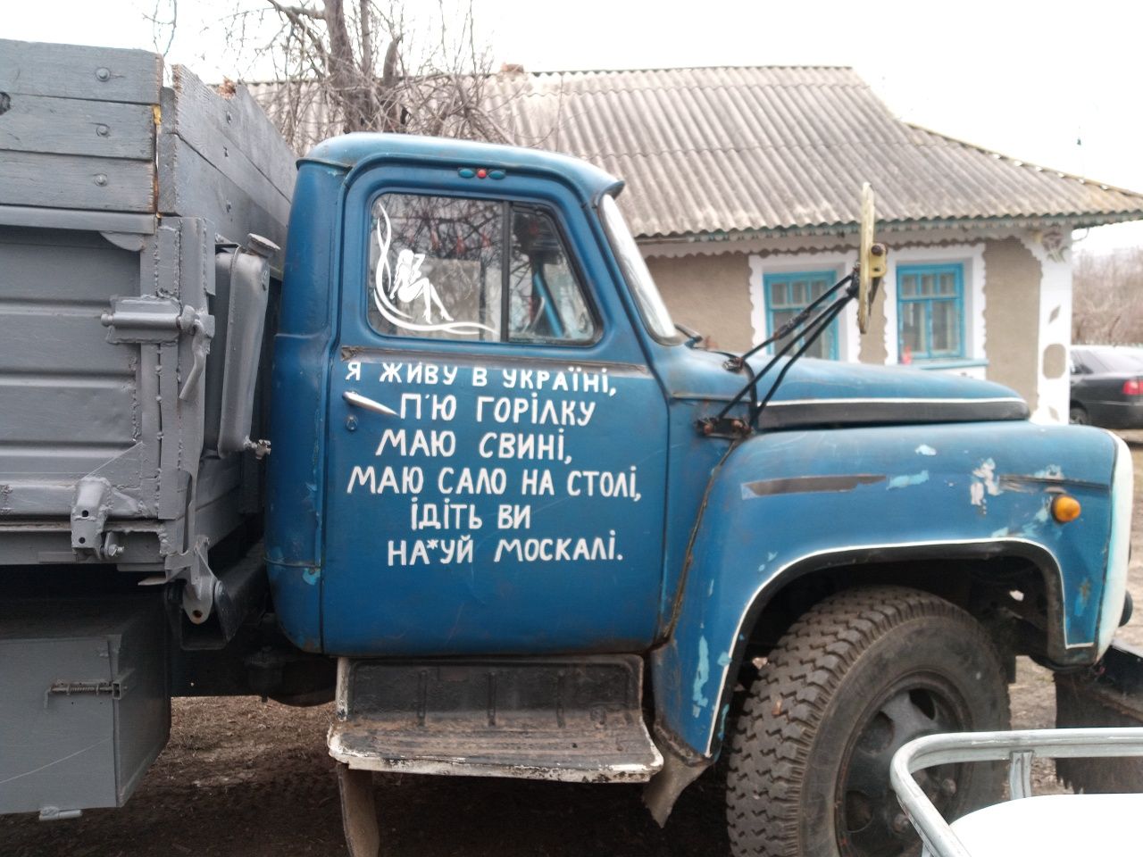 САЗ 35 07 на бойовому ходу