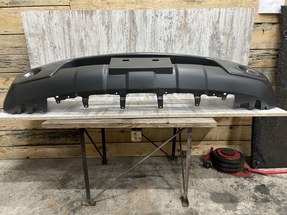 Новий передній бампер Nissan Navara D40 Нісан Навара Д40 Передний