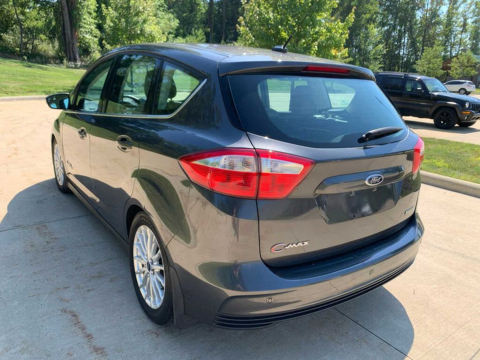 Ford C-Max      2015
