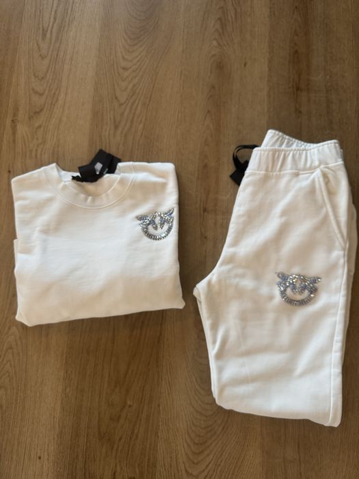 Dres Pinko biały komplet z kryształowym logo rozmiar S 36