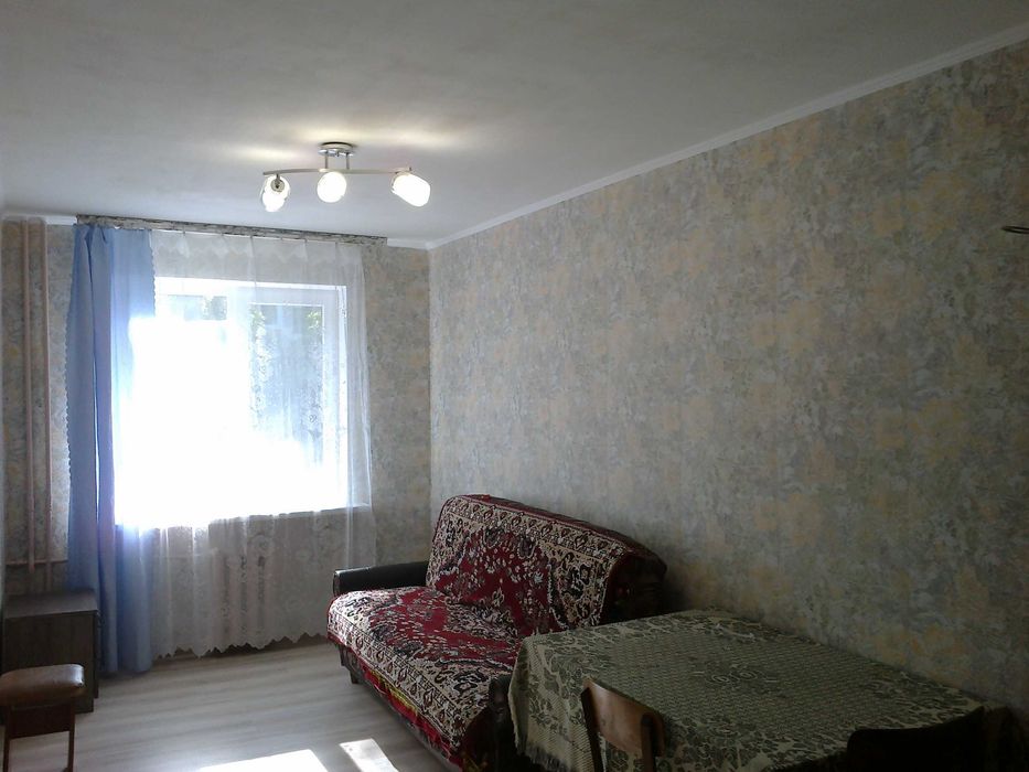 ПРОДАЮ 3-кім.Кв 58м2 (ЦЕНТР)на 2эт. Проспект ПЕРЕМОГИ. Нов.М/п,Ламінат
