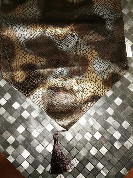 Caminhos de mesa vários