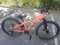 Bicicleta aluminio  24 travoes hidraulicos menina