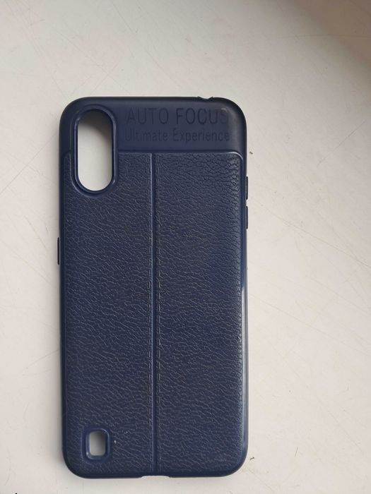 Продам чехол самсунг А01